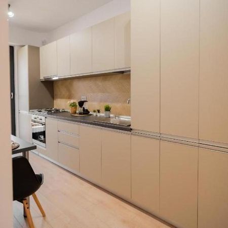 Lux Apartament Μπακάου Εξωτερικό φωτογραφία